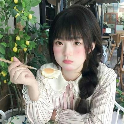 女人是英雄